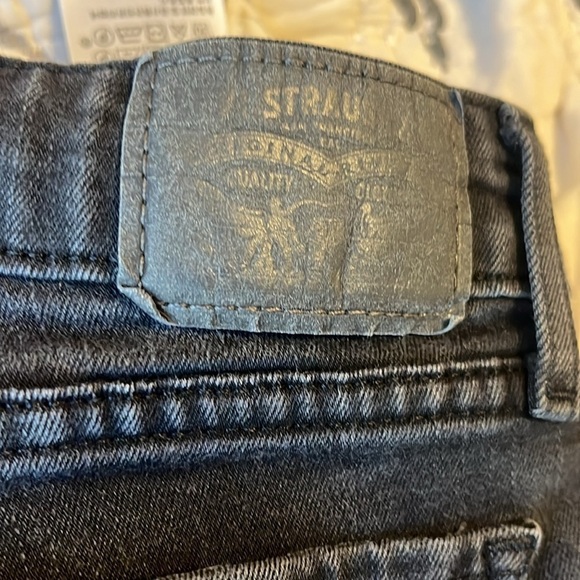 Levi’s black skinny jean​​​​ - Picture 3 of 7